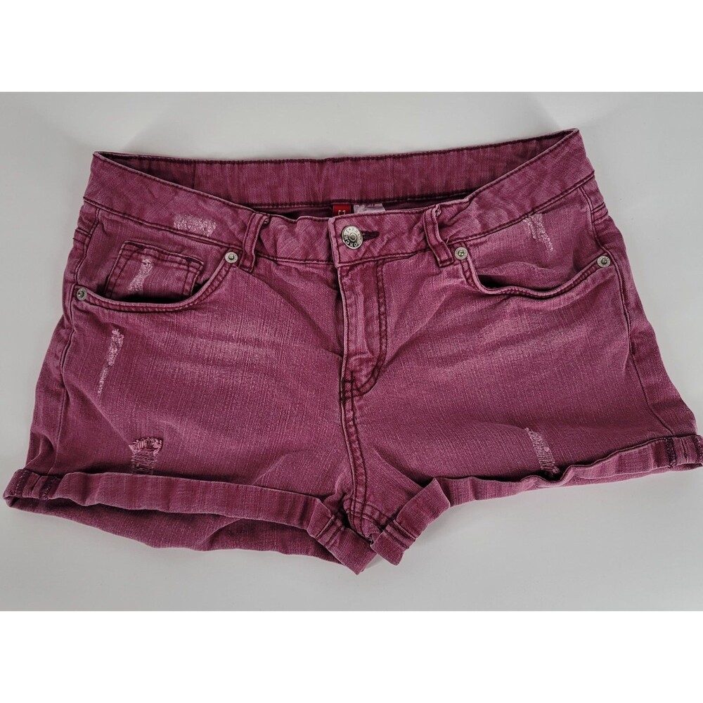 DIVIDED H&M Raspberry-Pink Light Wash Distressed Cuff Denim Shorts Womens Size 8